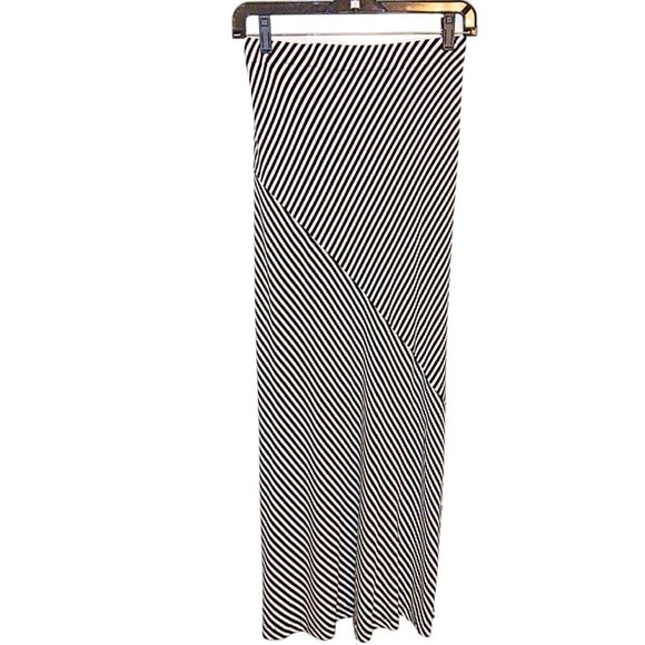 CHA CHA VENTE BLACK AND WHITE STRIPPED LONG MAXI SKIRT - Picture 1 of 3